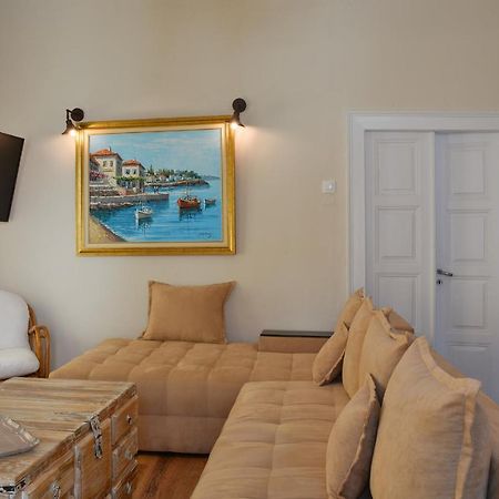 The Veranda Of Gavrion-Exclusive, Centrally Located With Seaview Εξωτερικό φωτογραφία
